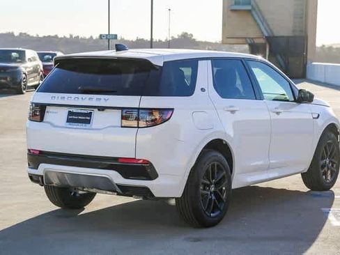 New 2024 Land Rover Discovery Sport S image 4