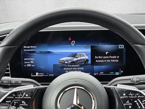 Used 2025 Mercedes-Benz GLE 350 4MATIC image 16
