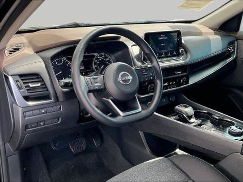 Certified 2023 Nissan Rogue SV AWD/4WD image 17