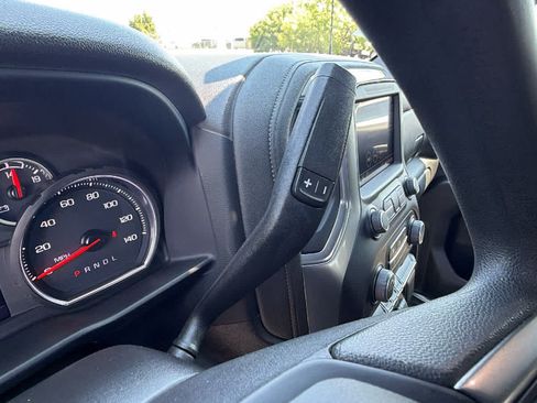 Used 2021 Chevrolet Silverado 2500 LT AWD/4WD image 13