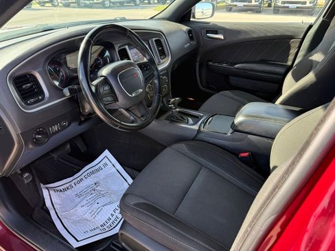 Used 2021 Dodge Charger SXT w/ Blacktop Package image 12