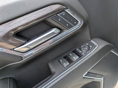 Used 2024 Chevrolet Silverado 2500 LTZ image 19