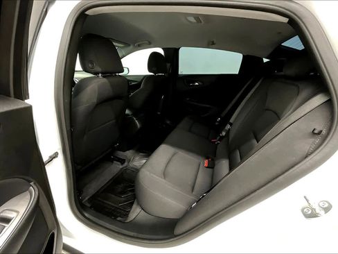 Used 2025 Chevrolet Malibu RS FWD image 21