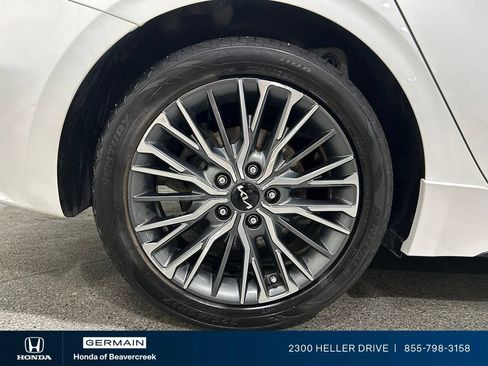 Used 2022 Kia Forte GT-Line FWD image 10