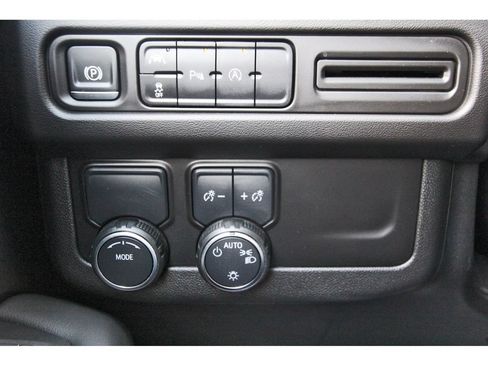 Used 2024 Chevrolet Tahoe LS w/ Driver Alert Package RWD image 18