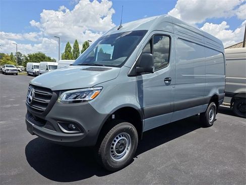 New 2025 Mercedes-Benz Sprinter 2500 image 2