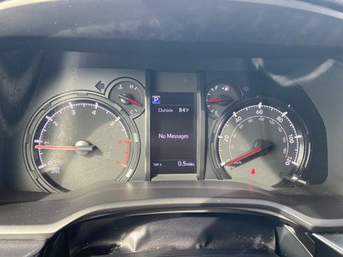 Used 2020 Toyota 4Runner SR5 Premium AWD/4WD image 8