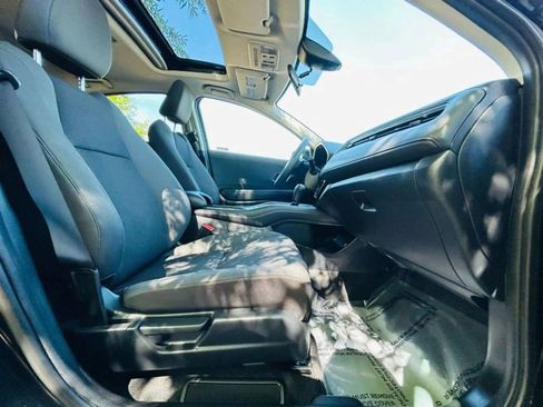 Used 2019 Honda HR-V EX image 11