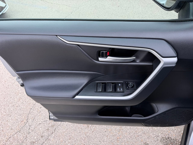 Certified 2025 Toyota RAV4 XLE AWD/4WD image 20