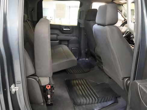 Used 2020 Chevrolet Silverado 1500 Custom w/ Custom Value Package AWD/4WD image 21