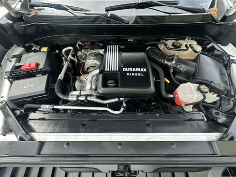 Used 2023 Chevrolet Silverado 1500 RST w/ Z71 Off-Road Package AWD/4WD image 33