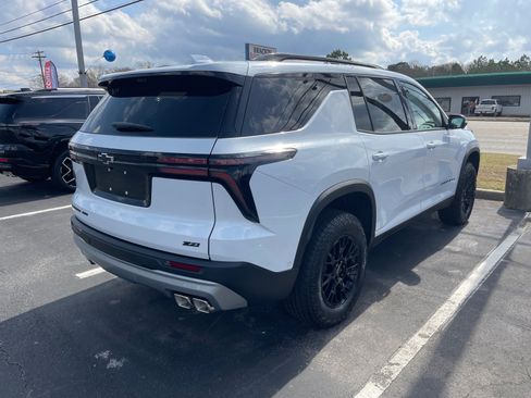 New 2026 Chevrolet Traverse Z71 w/ Enhanced Driving Package image 15