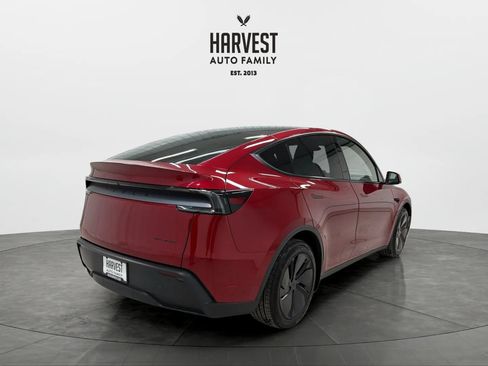 Used 2026 Tesla Model Y Long Range AWD/4WD image 6