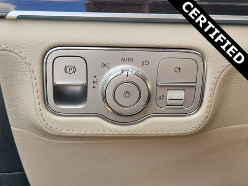 Certified 2021 Mercedes-Benz GLS 450 4MATIC image 21