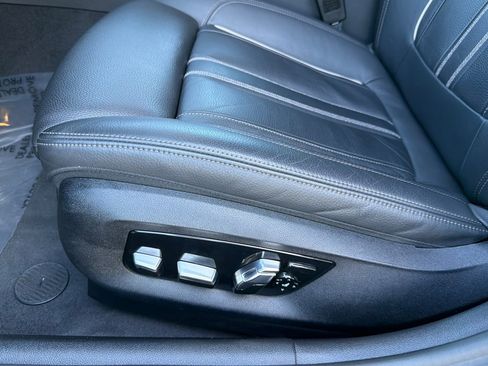 Used 2023 BMW M550i xDrive w/ Executive Package AWD/4WD image 14