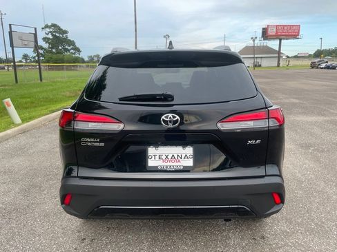 New 2026 Toyota Corolla Cross XLE FWD image 6