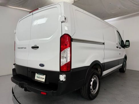 Used 2019 Ford Transit 250 130 Low Roof image 9