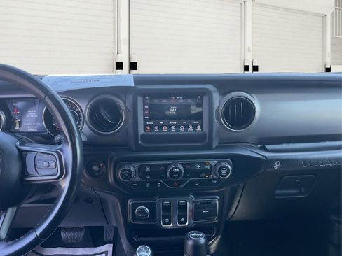 Used 2020 Jeep Wrangler Sport S image 12
