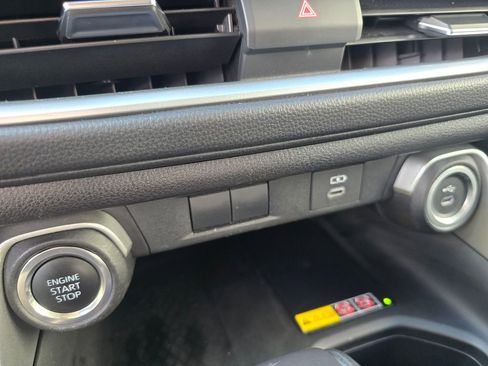 Certified 2025 Toyota Grand Highlander XLE image 28