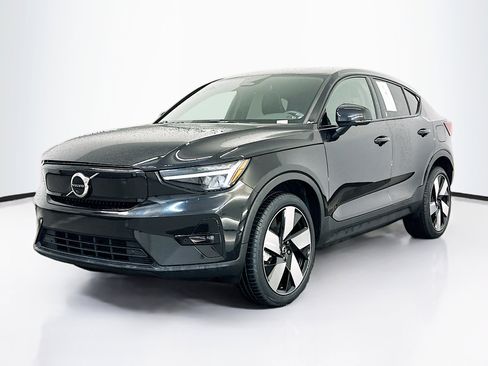 Used 2023 Volvo C40 P8 Recharge Ultimate AWD/4WD image 3