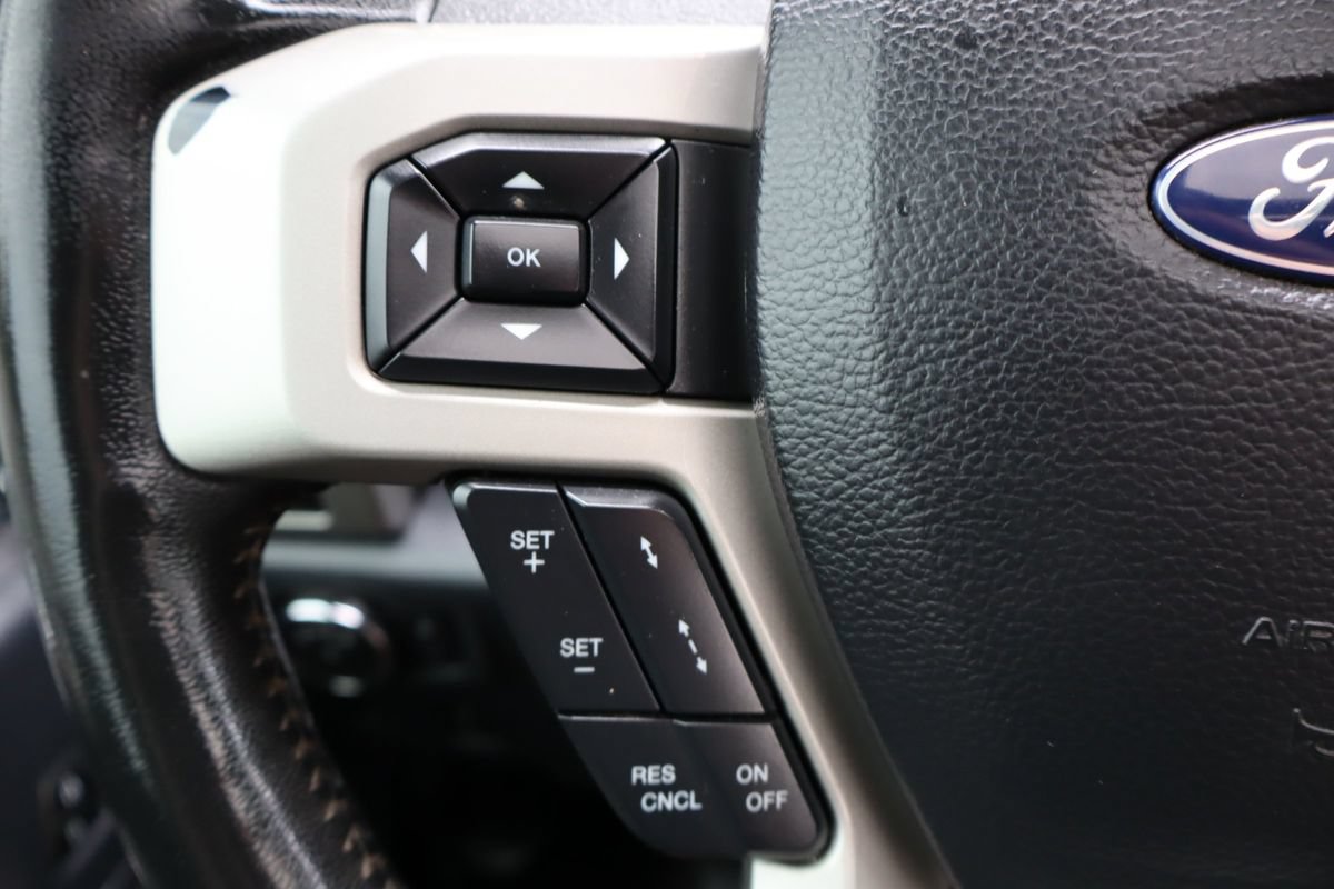 Used 2022 Ford F250 Lariat w/ Lariat Ultimate Package AWD/4WD image 30