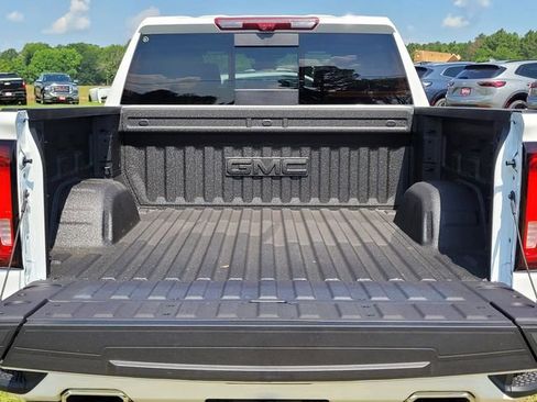 New 2026 GMC Sierra 1500 AT4 w/ AT4 Premium Package AWD/4WD image 9