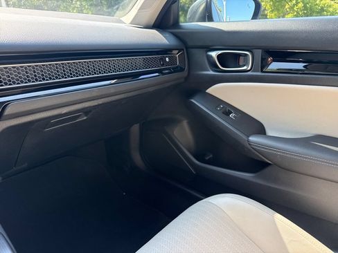 Used 2022 Honda Civic EX-L image 17