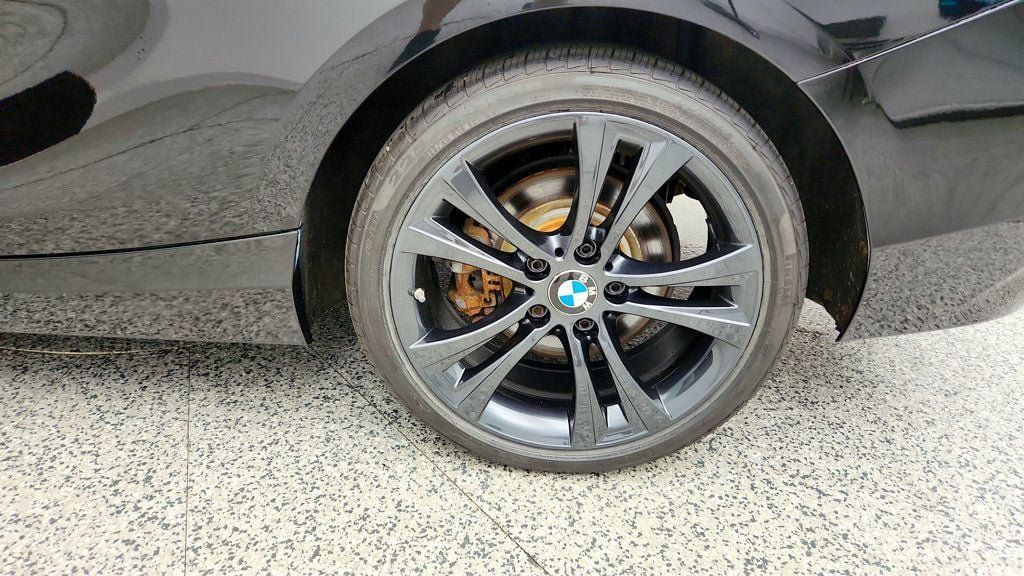 Used 2017 BMW 230i xDrive Convertible AWD/4WD image 9