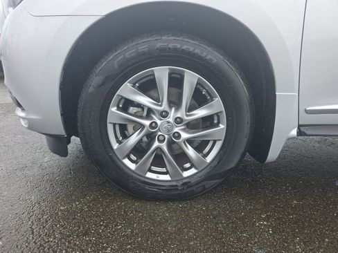 Used 2015 INFINITI QX60 AWD w/ Premium Package image 30