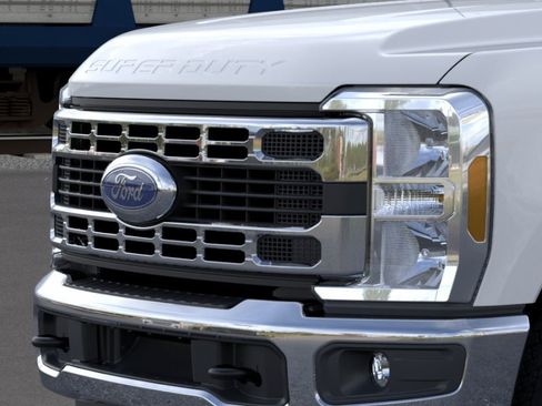 New 2026 Ford F250 XLT AWD/4WD image 17