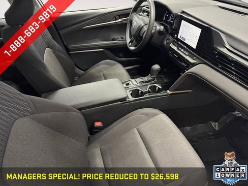 Used 2025 Toyota Camry LE FWD image 4