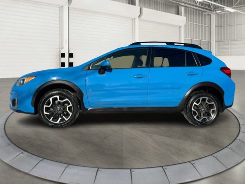 Used 2017 Subaru Crosstrek 2.0i Premium image 6