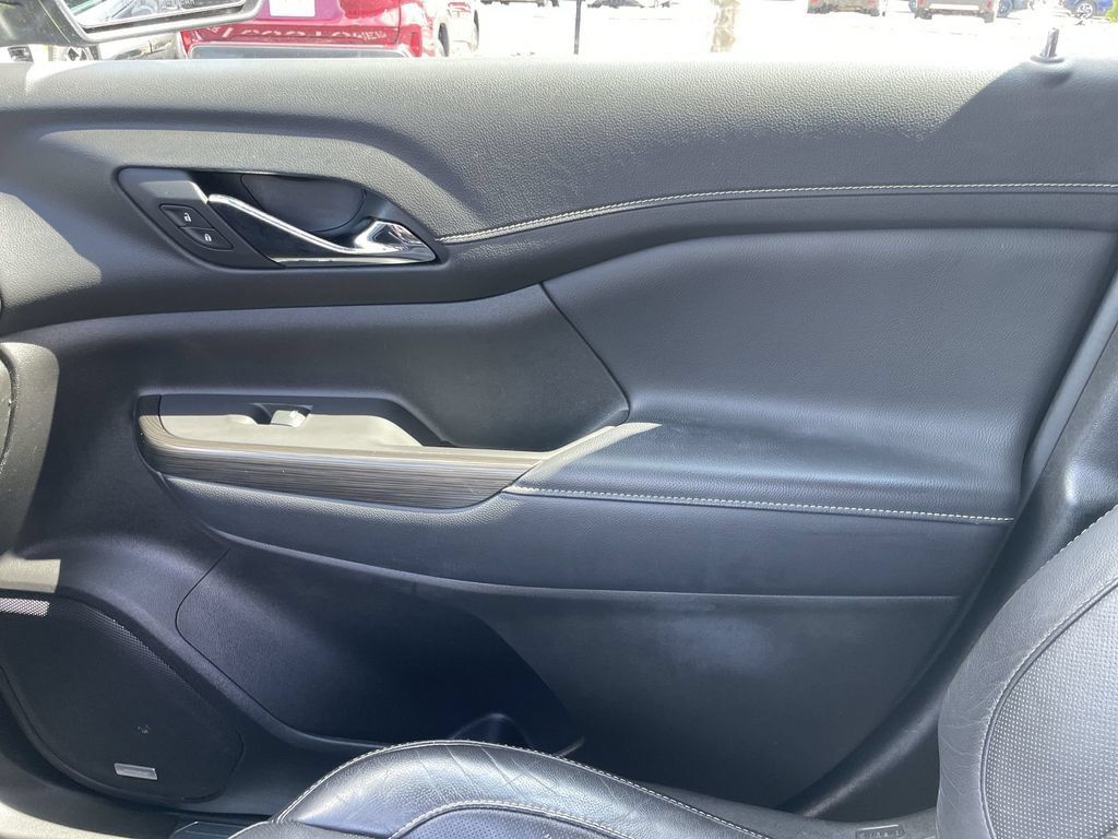 Used 2019 GMC Acadia SLT AWD/4WD image 21