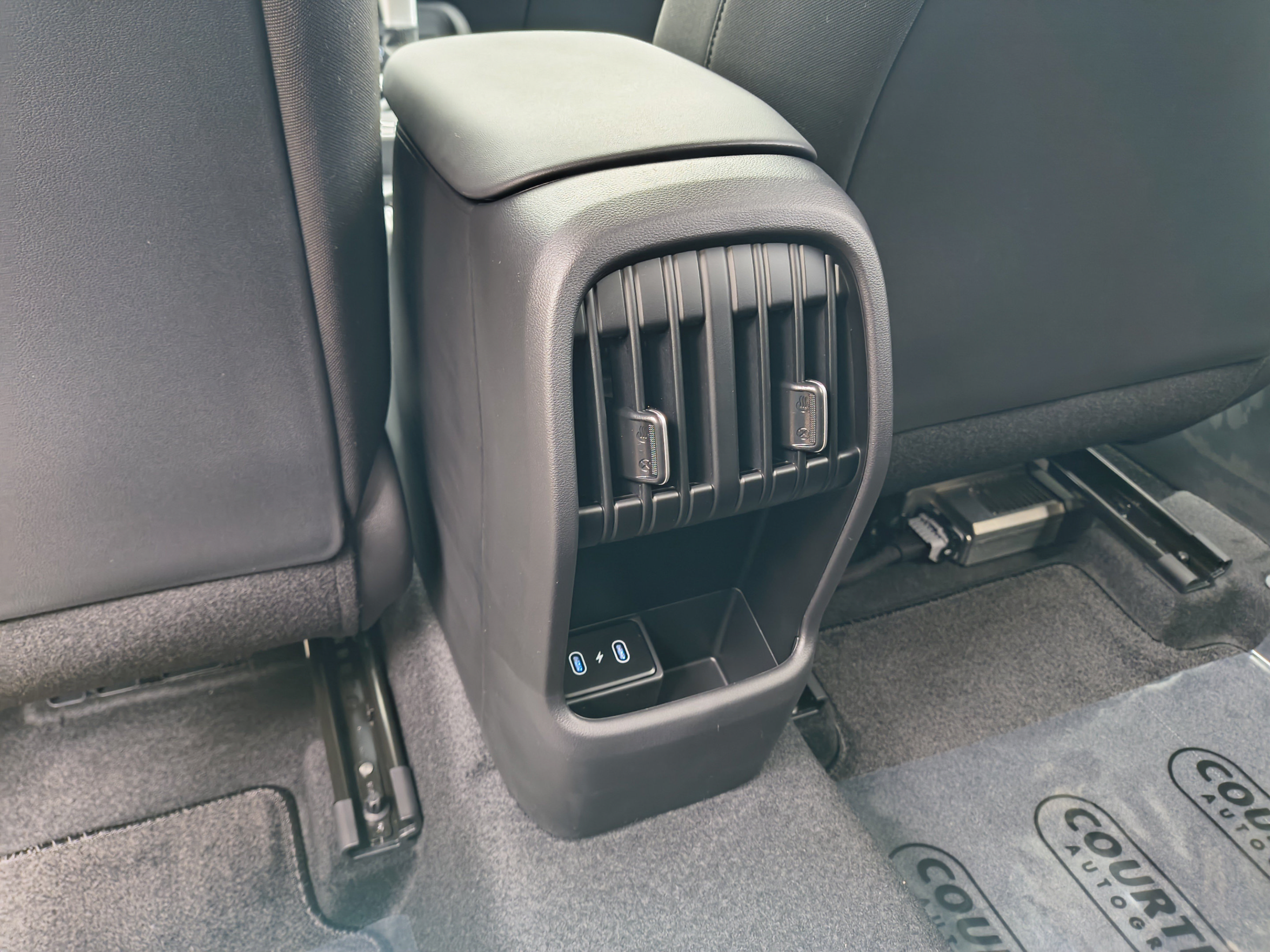 New 2027 Hyundai Kona SEL Sport FWD image 14