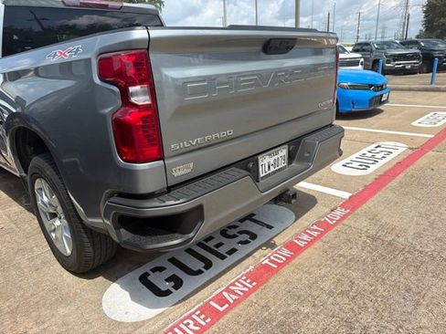 Used 2023 Chevrolet Silverado 1500 Custom AWD/4WD image 15