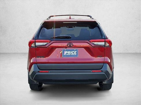 Used 2025 Toyota RAV4 XLE w/ Convenience Package FWD image 7