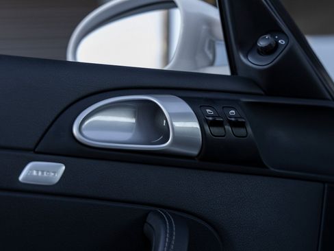 Used 2008 Porsche 911 GT3 RS image 31