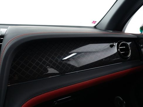 Certified 2025 Bentley Bentayga image 42