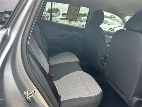 Certified 2025 Volkswagen Tiguan S FWD image 39