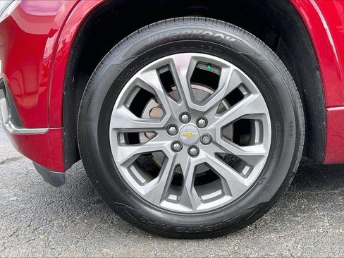 Used 2019 Chevrolet Traverse Premier AWD/4WD image 10