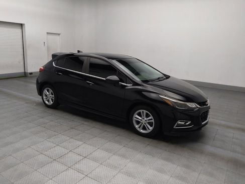 Used 2017 Chevrolet Cruze LT w/ RS Package image 11