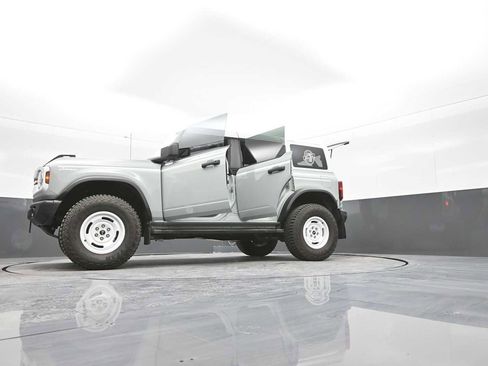 Used 2023 Ford Bronco Heritage Edition image 52