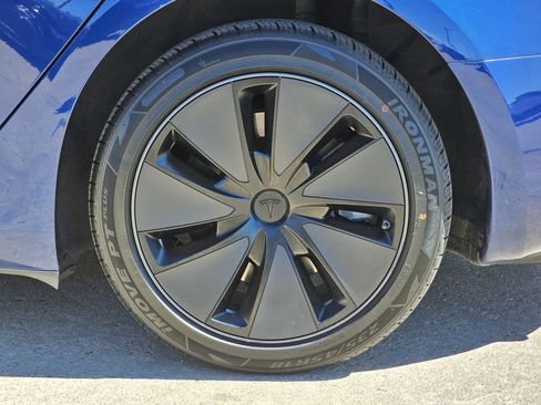 Used 2025 Tesla Model 3 Long Range RWD image 30