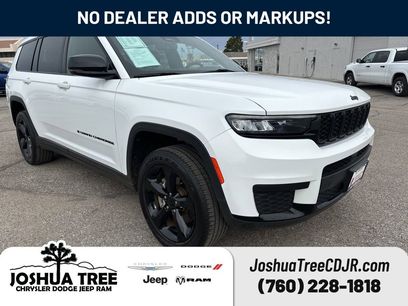 Used 2023 Jeep Grand Cherokee L Laredo