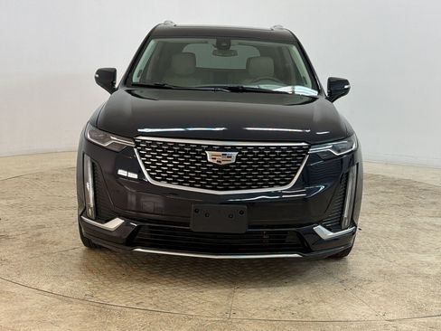 Used 2021 Cadillac XT6 Premium Luxury AWD/4WD image 6