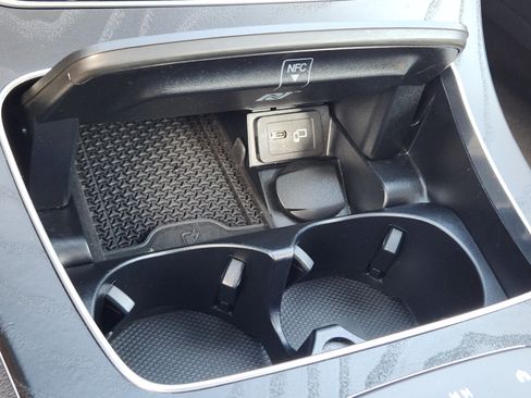 Used 2023 Mercedes-Benz E 350 Sedan image 20