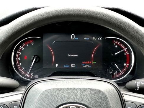 Used 2024 Toyota RAV4 XLE FWD image 24