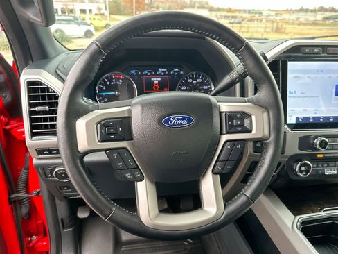 Used 2022 Ford F350 Lariat w/ Lariat Ultimate Package image 14