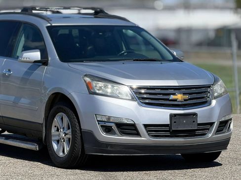 Used 2014 Chevrolet Traverse LT w/ LPO, 'HIT The Road' Package image 15