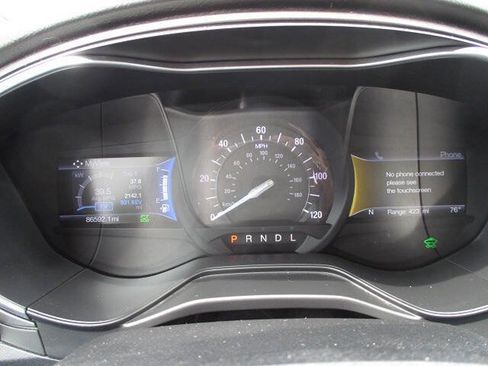 Used 2019 Ford Fusion SE FWD image 12